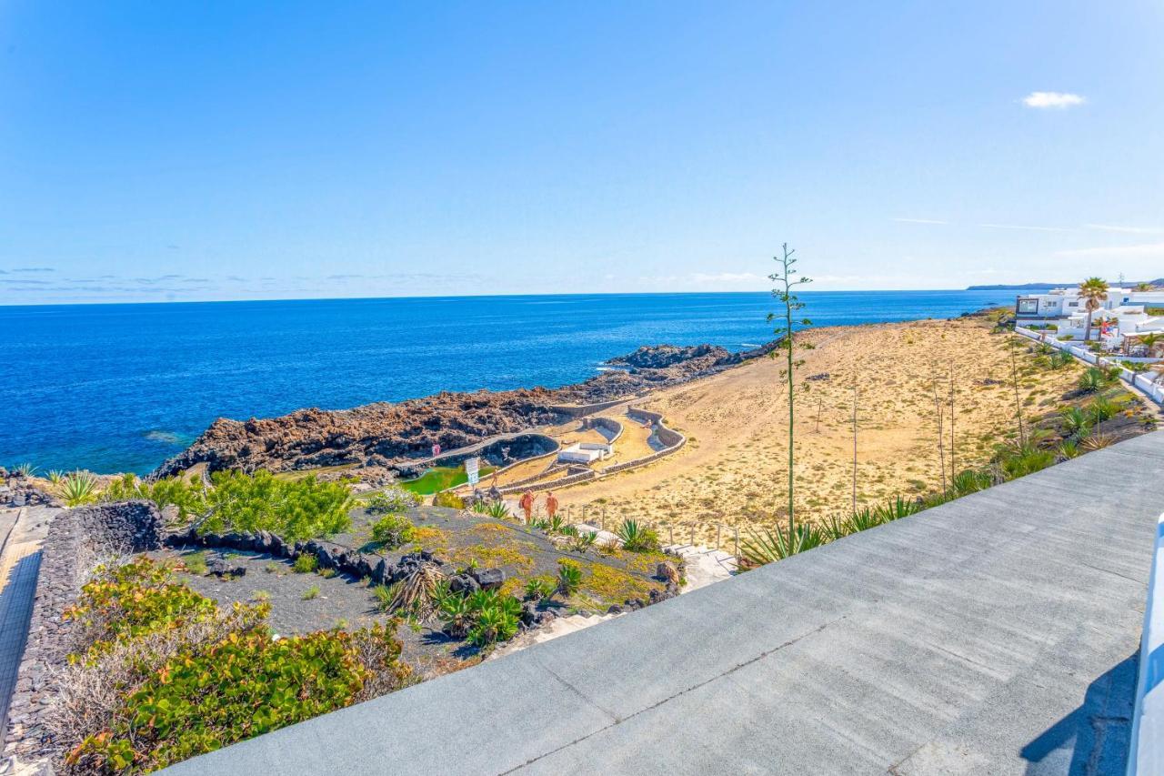 Boutique Beach Villa By Lanzarote Retreats - Private Pool - 1 Min Walk To Sea Pool Charco del Palo Buitenkant foto
