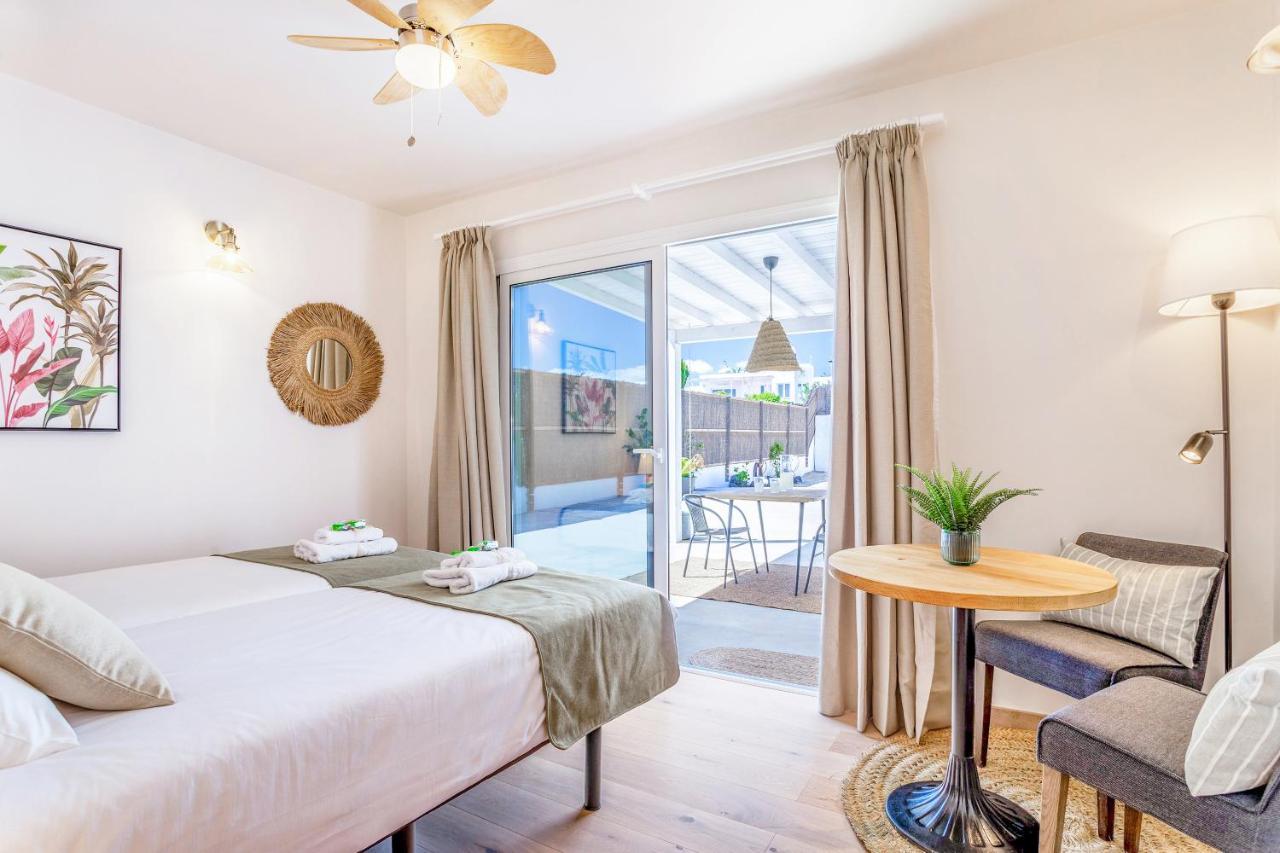 Boutique Beach Villa By Lanzarote Retreats - Private Pool - 1 Min Walk To Sea Pool Charco del Palo Buitenkant foto