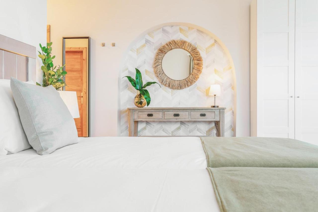Boutique Beach Villa By Lanzarote Retreats - Private Pool - 1 Min Walk To Sea Pool Charco del Palo Buitenkant foto