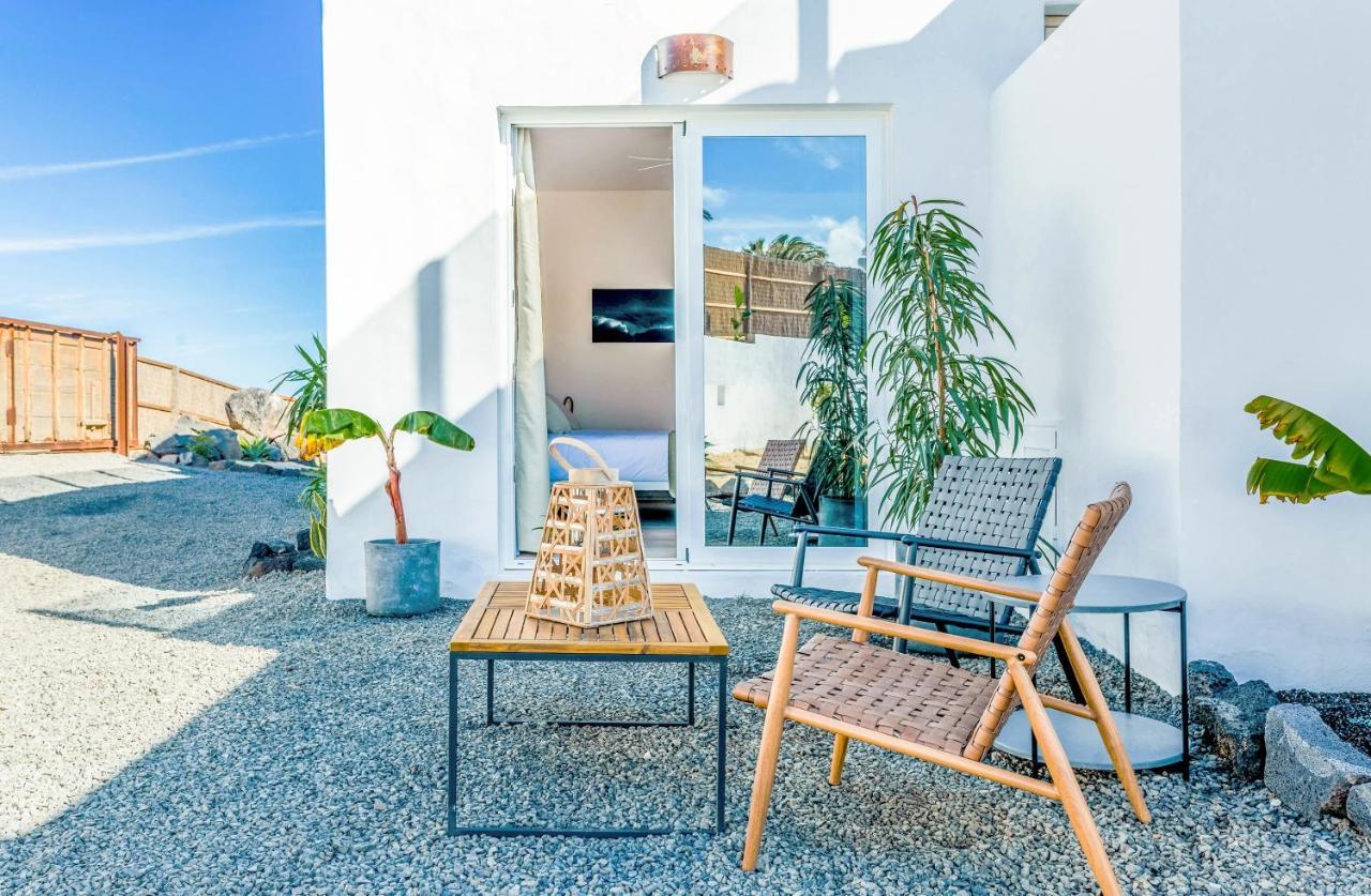Boutique Beach Villa By Lanzarote Retreats - Private Pool - 1 Min Walk To Sea Pool Charco del Palo Buitenkant foto