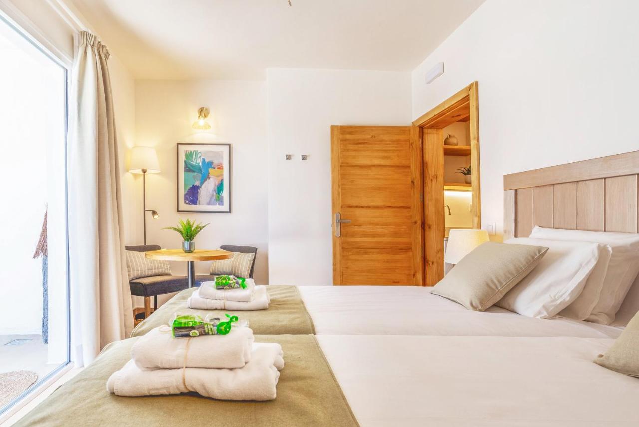 Boutique Beach Villa By Lanzarote Retreats - Private Pool - 1 Min Walk To Sea Pool Charco del Palo Buitenkant foto