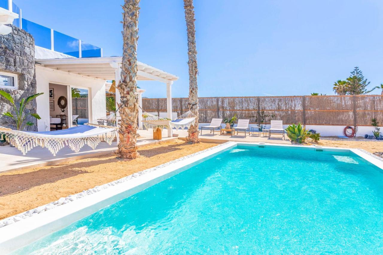 Boutique Beach Villa By Lanzarote Retreats - Private Pool - 1 Min Walk To Sea Pool Charco del Palo Buitenkant foto